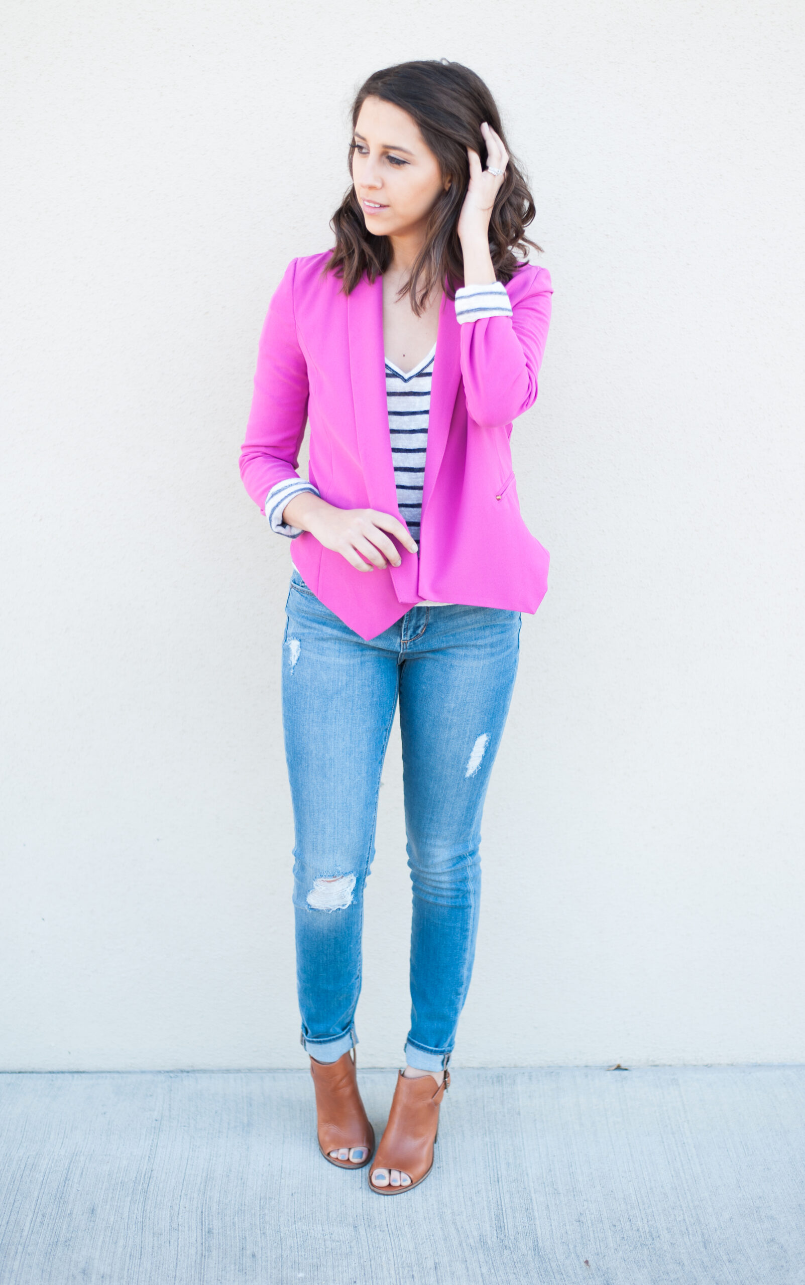 Dress Up Buttercup | Houston Fashion Blog - Dede Raad Pink Blazer Casual Look