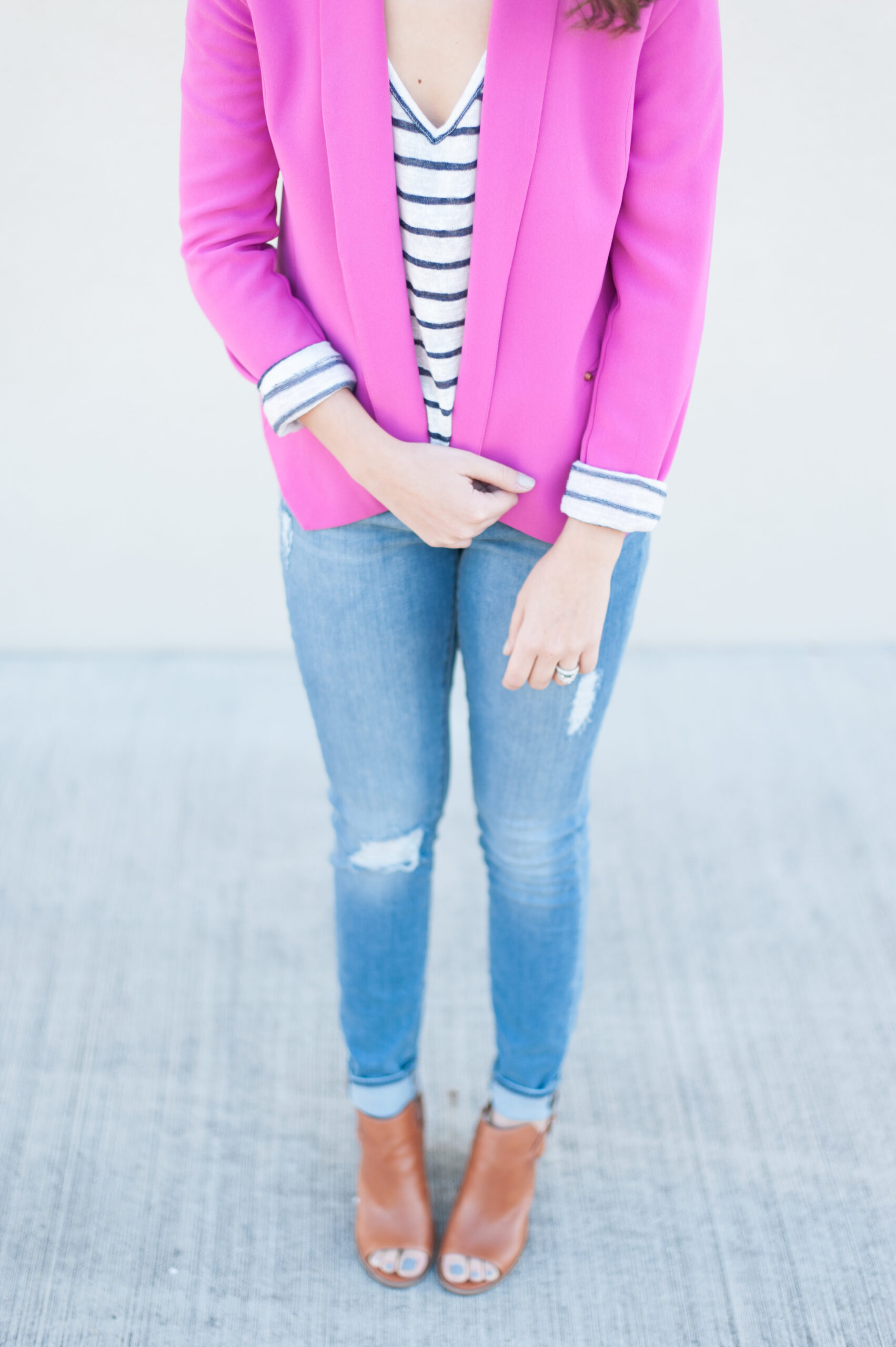 Dress Up Buttercup | Houston Fashion Blog - Dede Raad Pink Blazer Casual Look